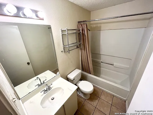 9629 Green Plain Dr — Photo 9