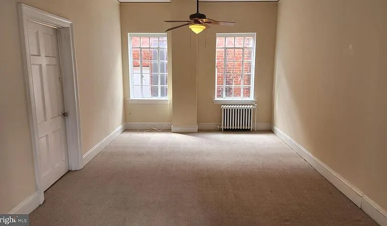 1009 Princess Anne St #1 — Photo 2