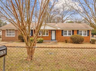 6132 Dandy Loop Rd, Fayetteville, NC 28314