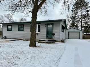 5 Peggy Ann Dr, Decatur, IL 62521