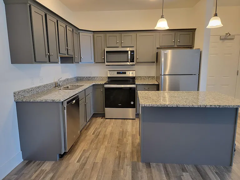 End Unit - Kitchen