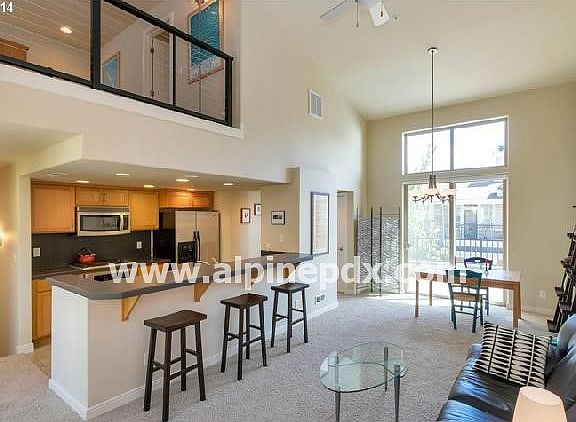 2nd image of 6231 NE Carillion Dr Unit 201