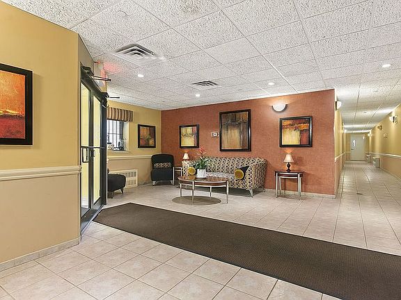 4th image of 333 E 119th St #2