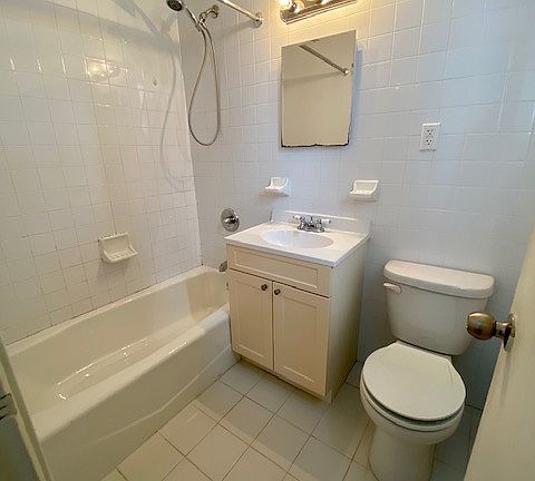 5th image of 4 Barker Ave #1A