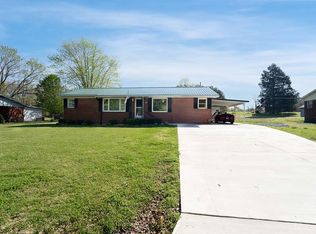 173 Fairview Dr, Greenfield, TN 38230