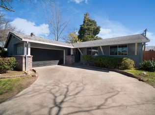 2240 Kenworthy Way, Sacramento, CA 95832
