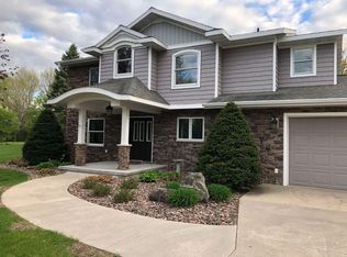 N9622 Wildflower Ln, Berlin, WI 54923