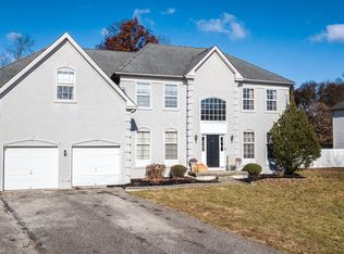119 Summerbrooke Ct, Sicklerville, NJ 08081