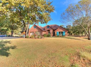 7491 E Rock Creek Rd, Norman, OK 73026