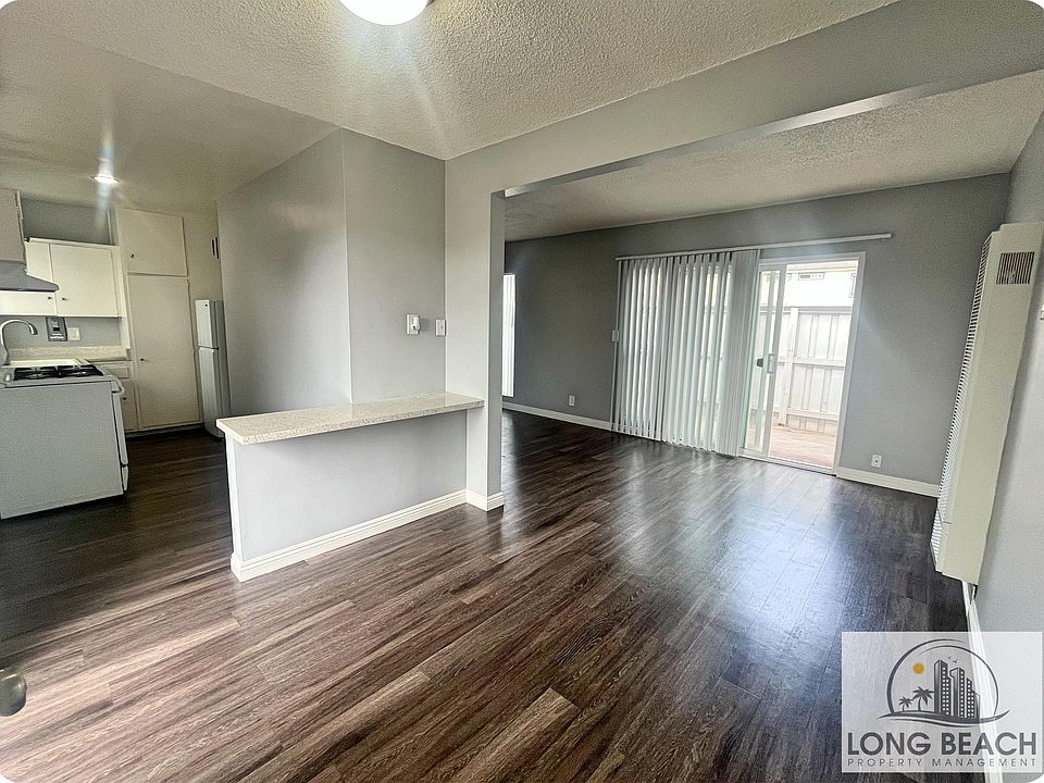 1st image of 859 W 19th St APT 12