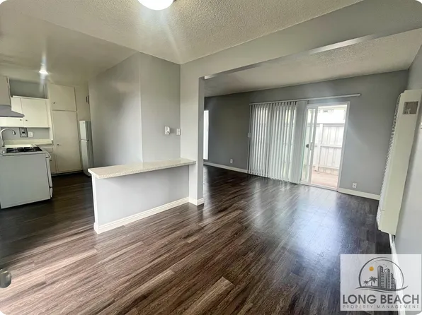 859 W 19th St APT 12, Costa Mesa, CA 92627