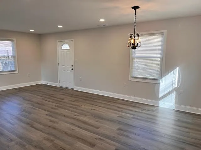 1209 Greystone Rd — Photo 9