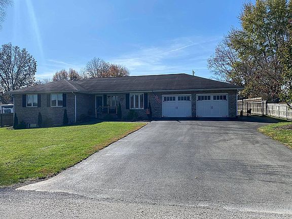 3rd image of 5869 Jewell Ave