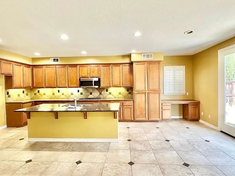 27536 Pinyon St — Photo 14
