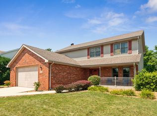 8008 Wheatfield Dr, Frankfort, IL 60423
