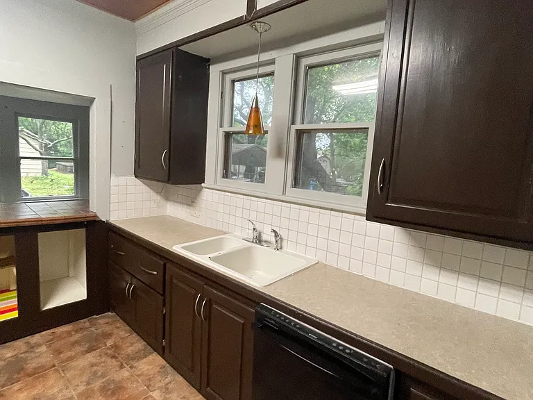 1519 Lamar Pl — Photo 9
