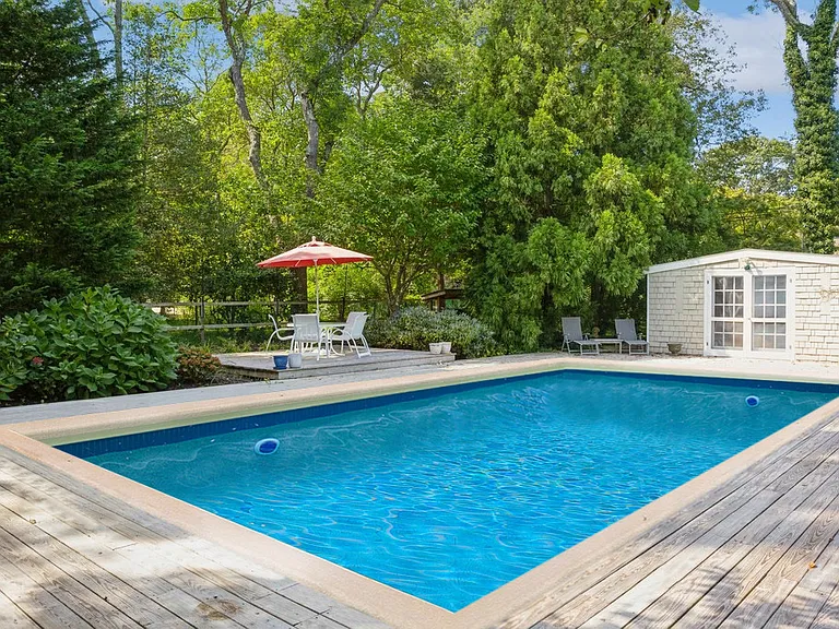 33 Wild Cherry Ln — Photo 4
