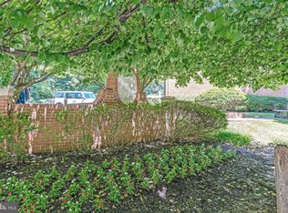 10167 Fair Woods Dr #308, Fairfax, VA 22030
