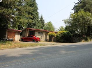 1602 N 10th St, Coos Bay, OR
