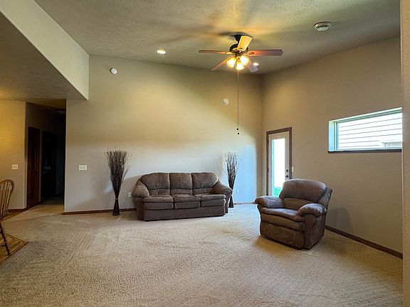 5th image of 3009 S Purdue Ave #1