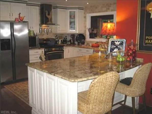 950 Jamestown Rd, Williamsburg, VA 23185