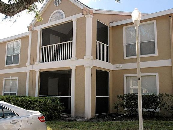 2nd image of 9481 Highland Oak Dr Unit 1501