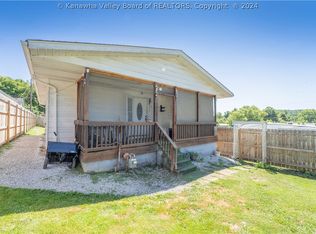 110 Carte St, Saint Albans, WV 25177