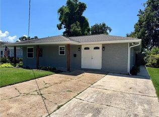 400 Sophia St, River Ridge, LA 70123