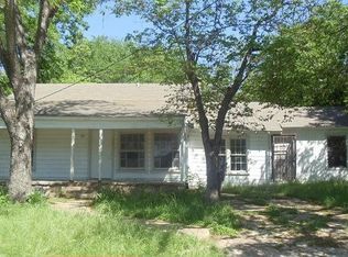 3059 Beauchamp St, Dallas, TX 75209