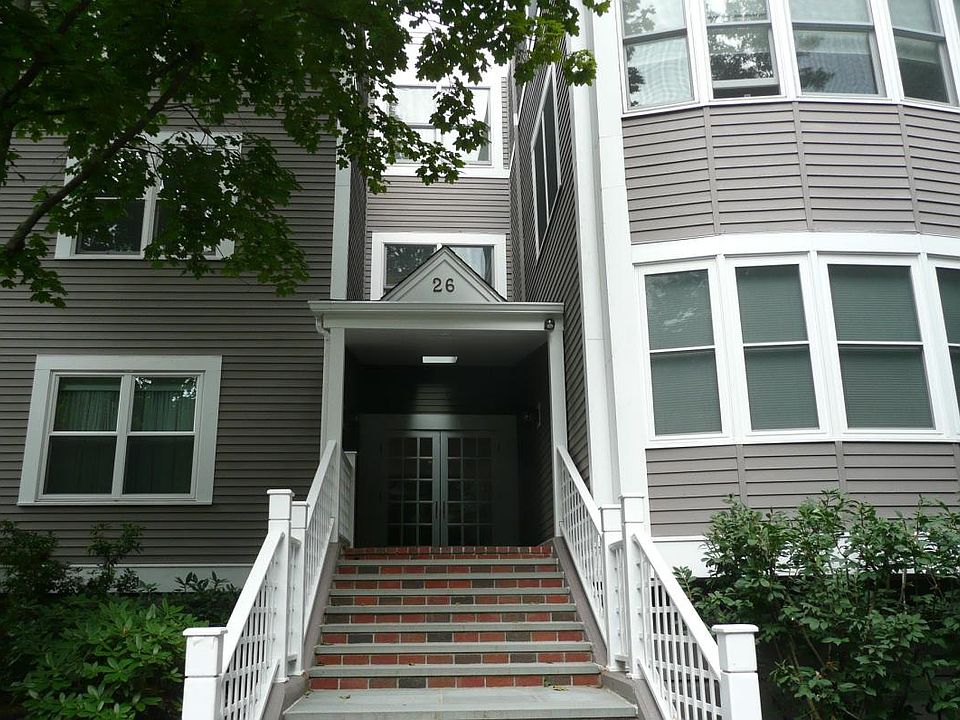 26 Holly Ln