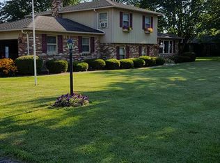 709 W Jane Dr, Sharpsville, IN 46068