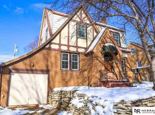 4216 Woolworth Ave, Omaha, NE 68105