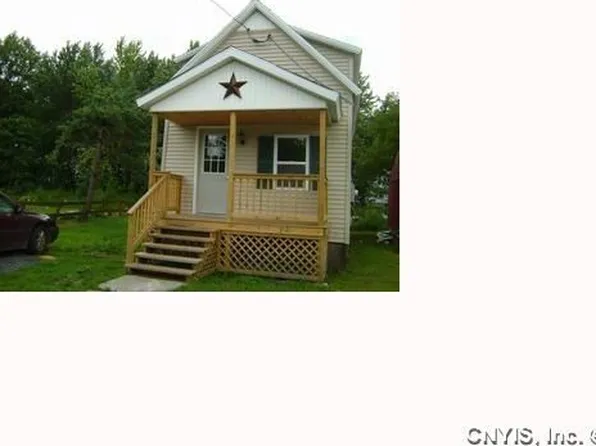 593 S James St, Carthage, NY 13619