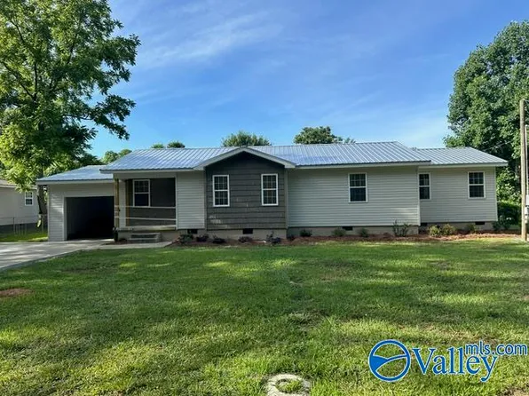 418 Stone St, Glencoe, AL 35905