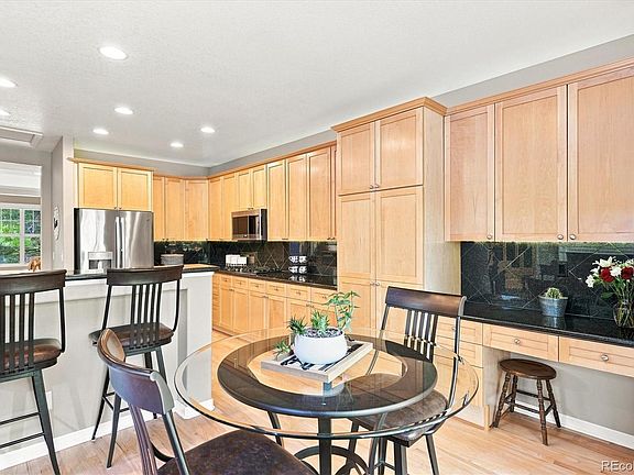 5th image of 2763 Greensborough Drive