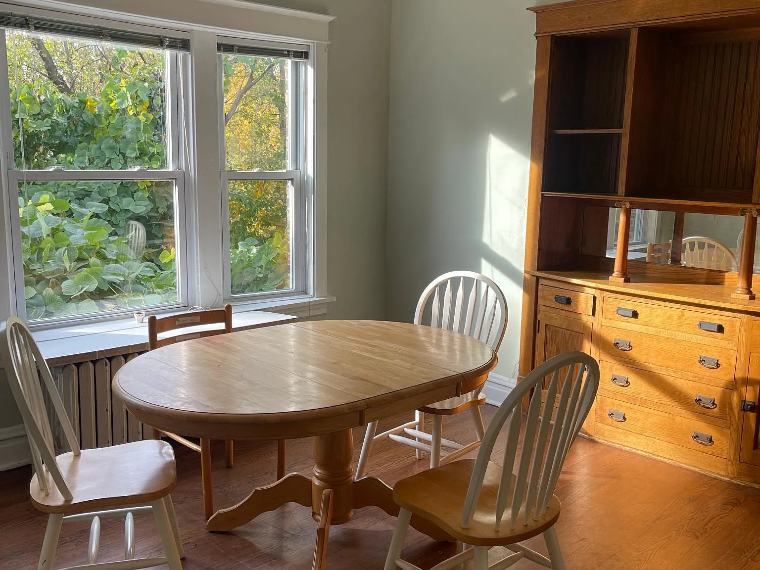 5 bed, 1800 sqft, $6,500 — Photo 2