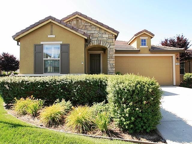 1st image of 1633 Marseille Ln