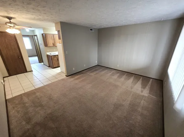 421 W. Saunders Avenue Apartments