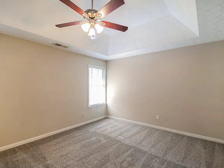 1905 Elm Park Dr — Photo 12