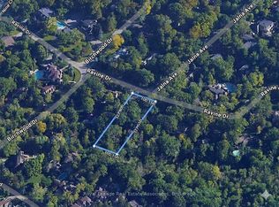 1258 Ravine Dr, Mississauga, ON L5J 3E4
