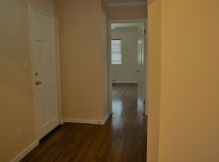 1085 Neill Ave #1, Bronx, NY 10461
