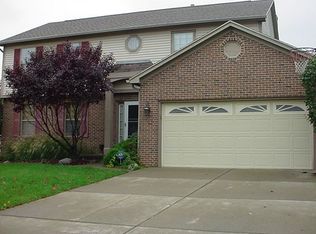 5263 Merrybell Ln, Grove City, OH 43123