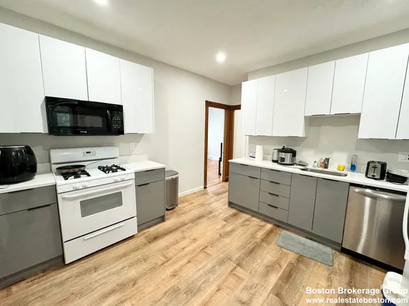 37 Sudan St, Dorchester, MA