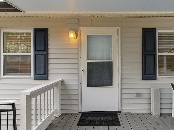 5th image of 137 Dickson Bay Rd