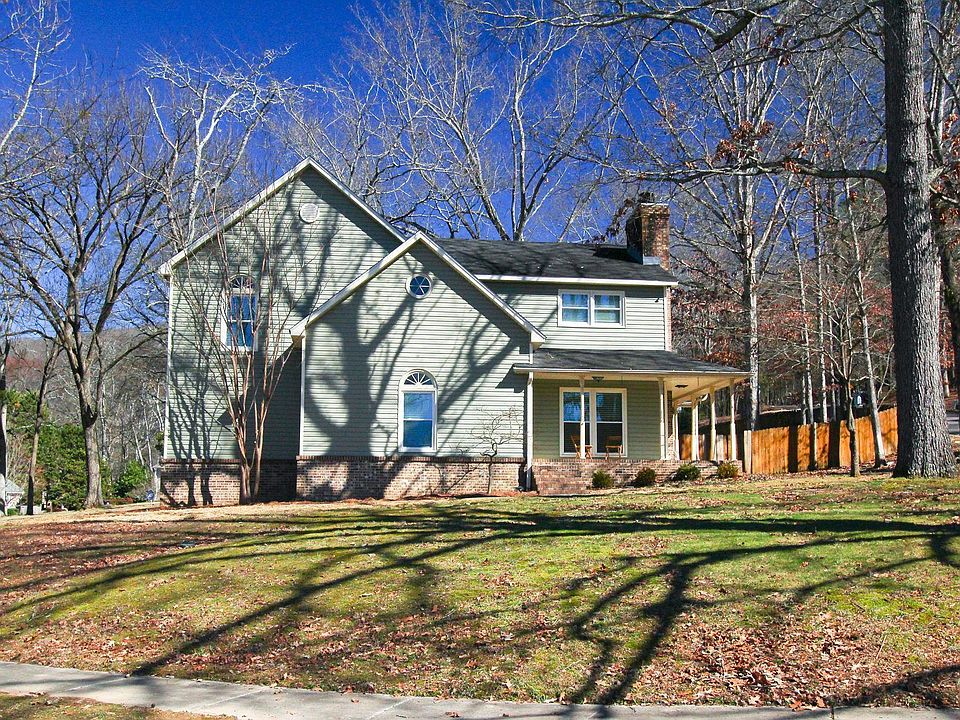 1st image of 13905 Chimney Rock Cir SE