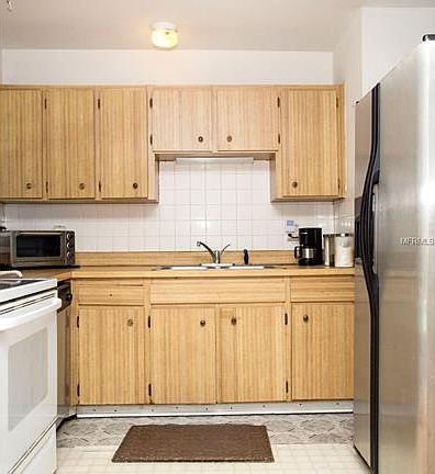 4th image of 6505 Sawyer Pl