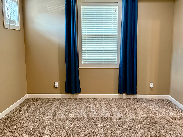 2590 E Carnation Ct — Photo 16