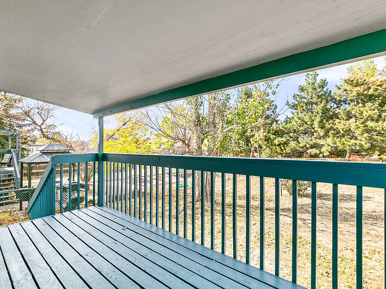 1405 S Sierra Dr — Photo 21