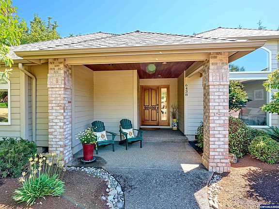 3rd image of 6438 Mahalo Dr SE