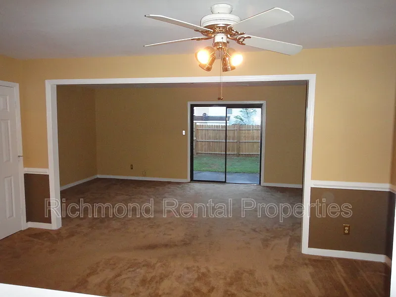 2 bed, 2.5 bath, 1360 sqft, $1,695 — Photo 4